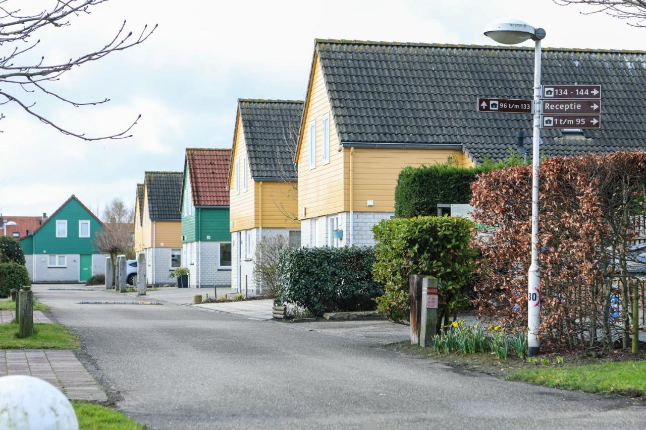 Vakantiewoning 114 In Villapark De Oesterbaai Wemeldinge Exterior foto